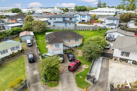Photo of property in 15 Stainton Place, Otara, Auckland, 2023
