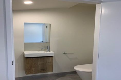 Photo of property in 6 Hoopers Road, Glen Eden, Auckland, 0602