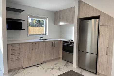 Photo of property in 6/22 Yeovil Road, Te Atatu Peninsula, Auckland, 0610