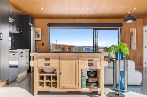 Photo of property in 15 Lost Burn Road, Lake Hawea, 9382