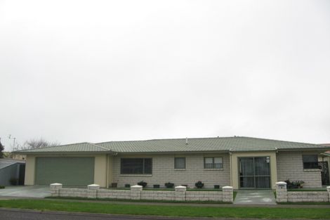 Photo of property in 6 Parris Street, Waitara, 4320