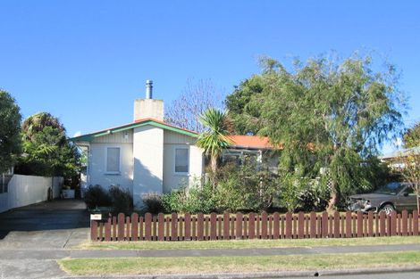 Photo of property in 52 Oldham Avenue, Onekawa, Napier, 4110