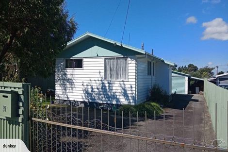 Photo of property in 39 Daniell Street, Featherston, 5710