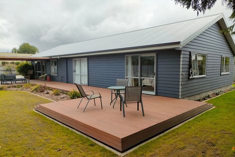 Photo of property in 1b Wellington Street, Feilding, 4702