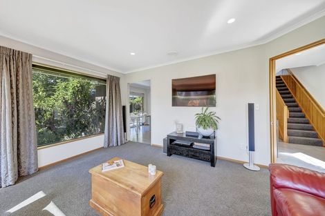 Photo of property in 18 Vanderbilt Place, Halswell, Christchurch, 8025