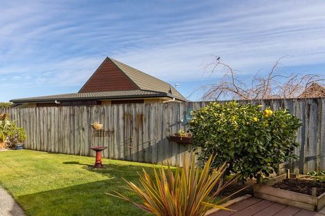 Photo of property in Rangeview Villas, 35/9 Fuller Close, Levin, 5510