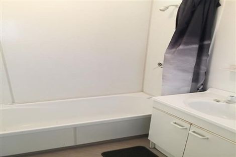 Photo of property in 1/37a Devon Street, Picton, 7220