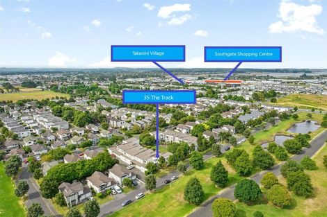 Photo of property in 35 The Track, Takanini, 2112