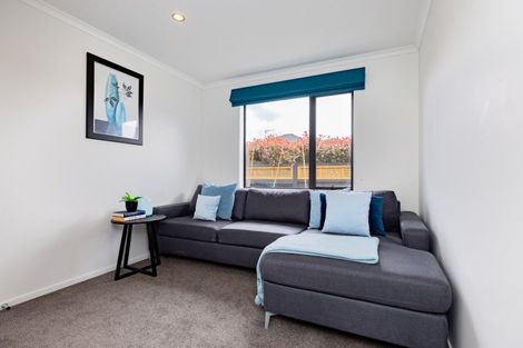 Photo of property in 35 Plescher Crescent, Leamington, Cambridge, 3432