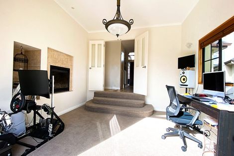 Photo of property in 25 Brooke Ridge Rise, East Tamaki Heights, Auckland, 2016