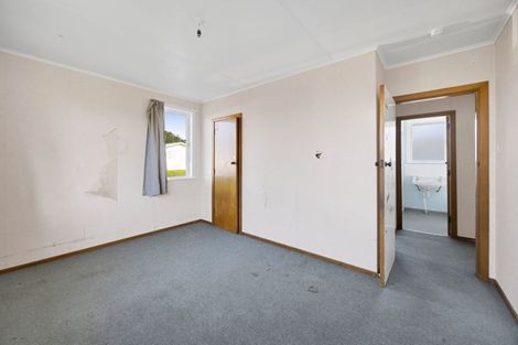 Photo of property in 44 Marama Crescent, Spotswood, New Plymouth, 4310