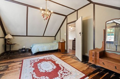 Photo of property in 2 Mersey Street, Island Bay, Wellington, 6023