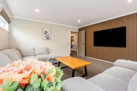 Photo of property in 51 Nelson Avenue, Aotea, Porirua, 5024