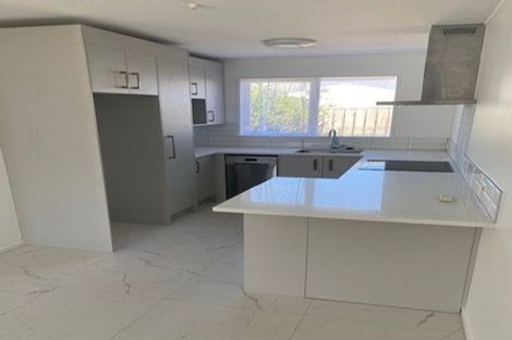 Photo of property in 40 Richards Avenue, Forrest Hill, Auckland, 0620