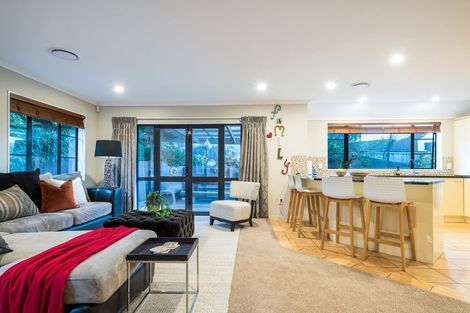 Photo of property in 39 Picasso Drive, West Harbour, Auckland, 0618