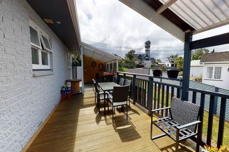 Photo of property in 124 Mount View Road, Bastia Hill, Whanganui, 4500