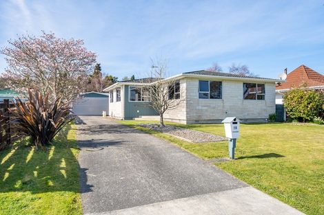 Photo of property in 18 Shanly Street, Brown Owl, Upper Hutt, 5018