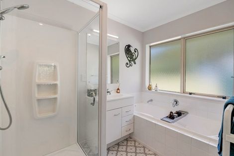 Photo of property in 7 Omana Avenue, Shelly Beach, Helensville, 0874