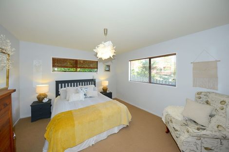 Photo of property in 2 Ranui Crescent, Diamond Harbour, Lyttelton, 8971