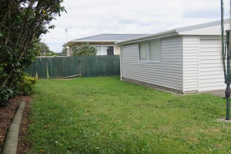 Photo of property in 1/36 Blanes Road, Weymouth, Auckland, 2103