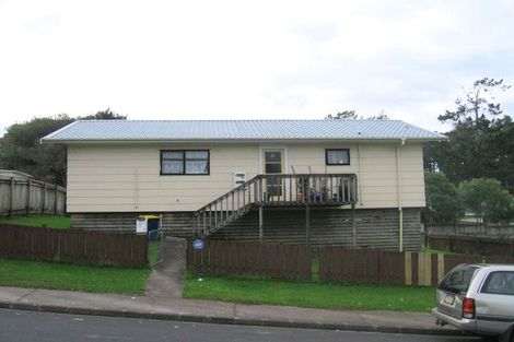 Photo of property in 1/33 Aldern Road, Massey, Auckland, 0614