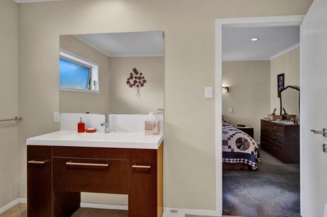 Photo of property in 7 Manuka Place, Whalers Gate, New Plymouth, 4310