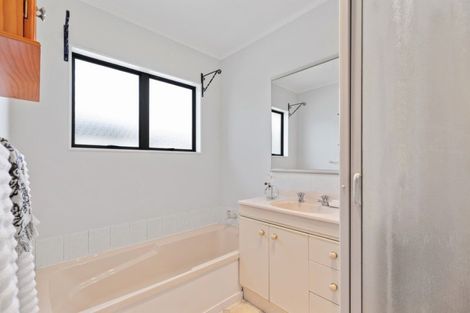 Photo of property in 10 Oropi Road, Greerton, Tauranga, 3112