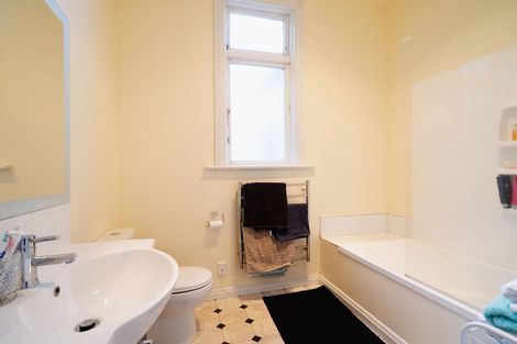 Photo of property in 742 Highgate, Maori Hill, Dunedin, 9010