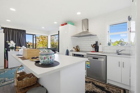 Photo of property in 5 Minifie Avenue, Melville, Hamilton, 3206