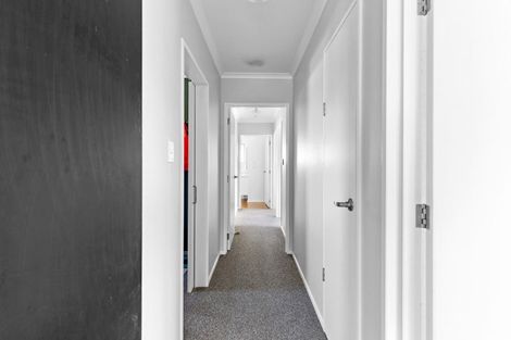 Photo of property in 33 Lower High Street, Marton, 4710