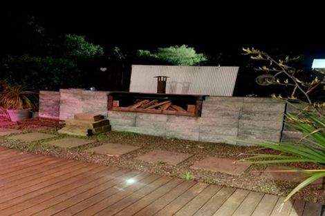 Photo of property in 37 Newington Road, Henderson, Auckland, 0612