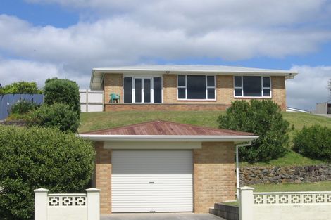 Photo of property in 220 Seaforth Road, Waihi Beach, 3611