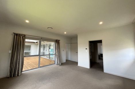 Photo of property in 39 Hornbill Drive, Fairview Heights, Auckland, 0632