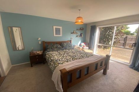 Photo of property in 20 Island View Terrace, Waikanae Beach, Waikanae, 5036