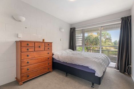 Photo of property in 10/32 Blockhouse Bay Road, Avondale, Auckland, 1026