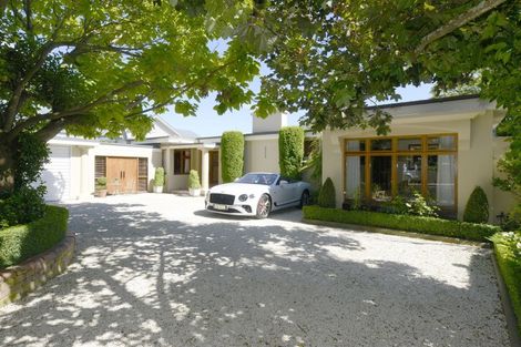 Photo of property in 8 Crichton Terrace, Cashmere, Christchurch, 8022