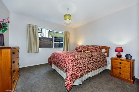 Photo of property in 22 Felstead Place, Avonhead, Christchurch, 8042