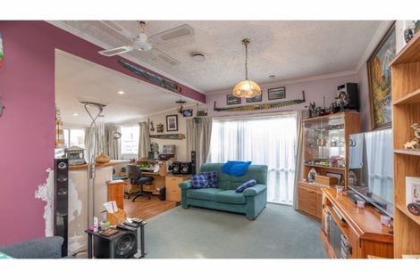 Photo of property in 16 Washbournes Road, Wigram, Christchurch, 8042