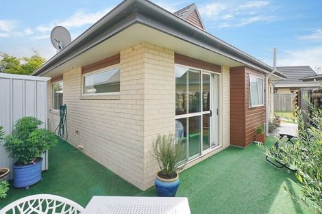 Photo of property in Rivertown Villas, 150 Williams Street, Kaiapoi, 7630