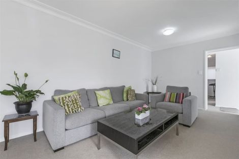 Photo of property in 2/1 Hemsway Place, Sunnyhills, Auckland, 2010