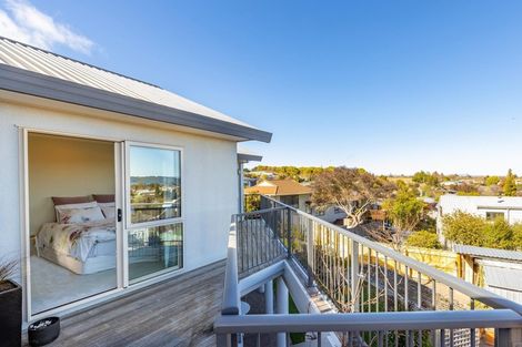 Photo of property in 15 Hammersmith Street, Richmond Heights, Taupo, 3330