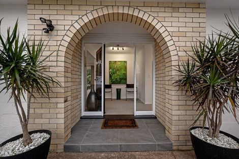 Photo of property in 3/4 Frater Avenue, Milford, Auckland, 0620