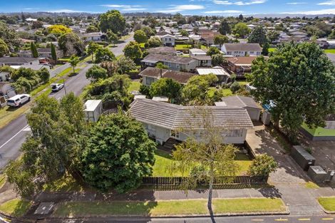Photo of property in 1 Ronald Place, Manurewa, Auckland, 2102
