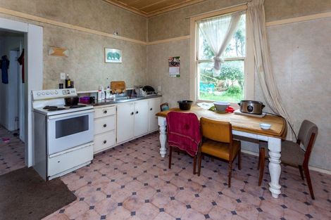 Photo of property in 446 State Highway 25, Waitakaruru, Thames, 3576