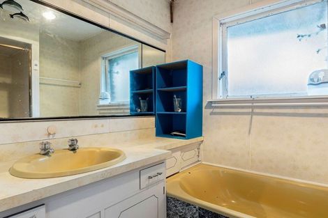 Photo of property in 31 Greendale Avenue, Avonhead, Christchurch, 8042