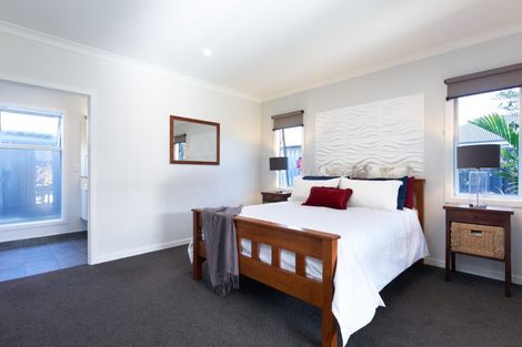 Photo of property in 12 Percy Berry Place, Havelock North, 4130