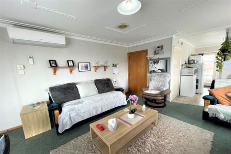 Photo of property in 65a Charlotte Street, Balclutha, 9230