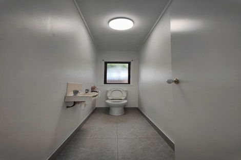 Photo of property in 6 Hoylake Place, Wattle Downs, Auckland, 2103