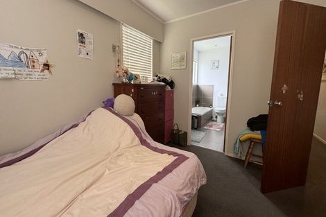 Photo of property in 34 Knightsbridge Drive, Forrest Hill, Auckland, 0620