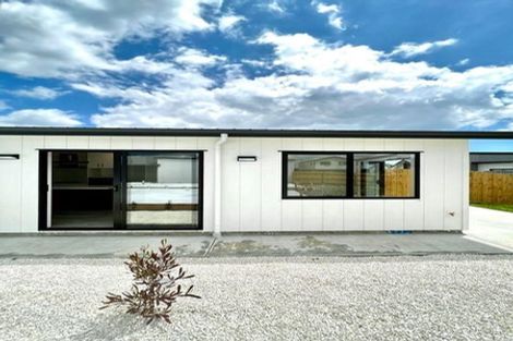 Photo of property in 22 Combat Street, Papakura, 2110